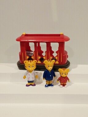 PBS Daniel Tiger Neighborhood Pull Back Trolley and Figure Set